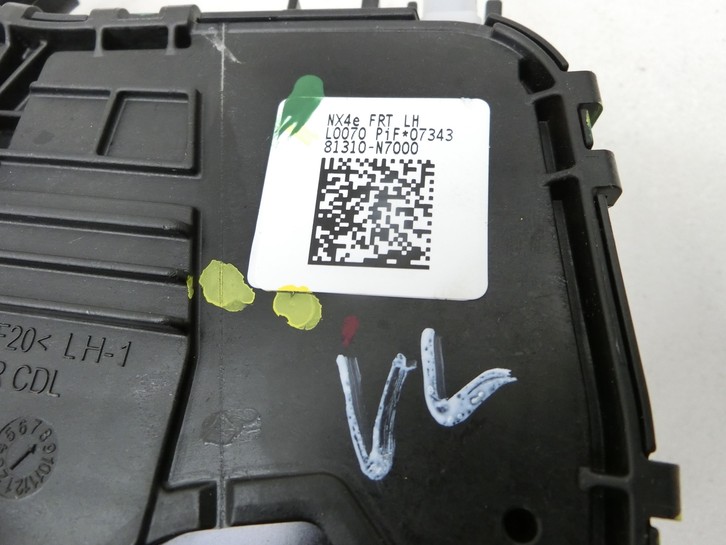 Hyundai Tucson IV NX4 20-24  Türschloss mit ZV Stellmotor Links Vorne  - Bild 3