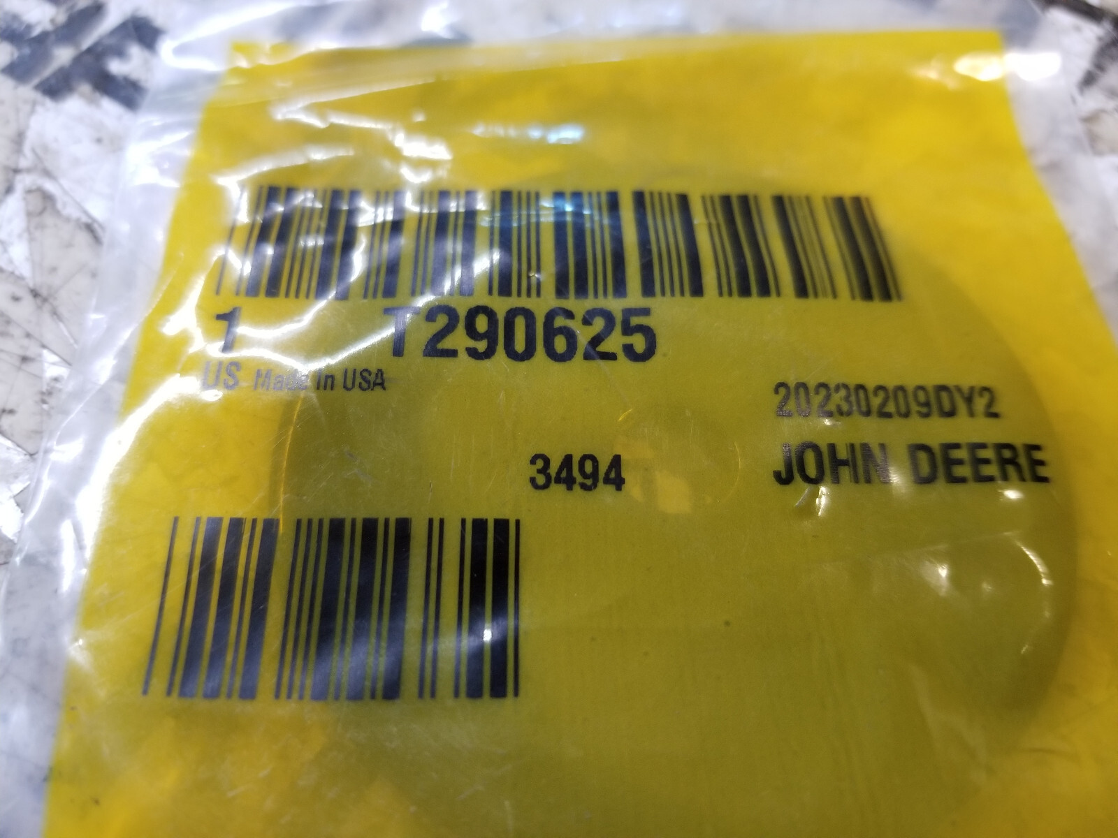 JOHN DEERE T290625 SPACER WASHER - Picture 2 of 2