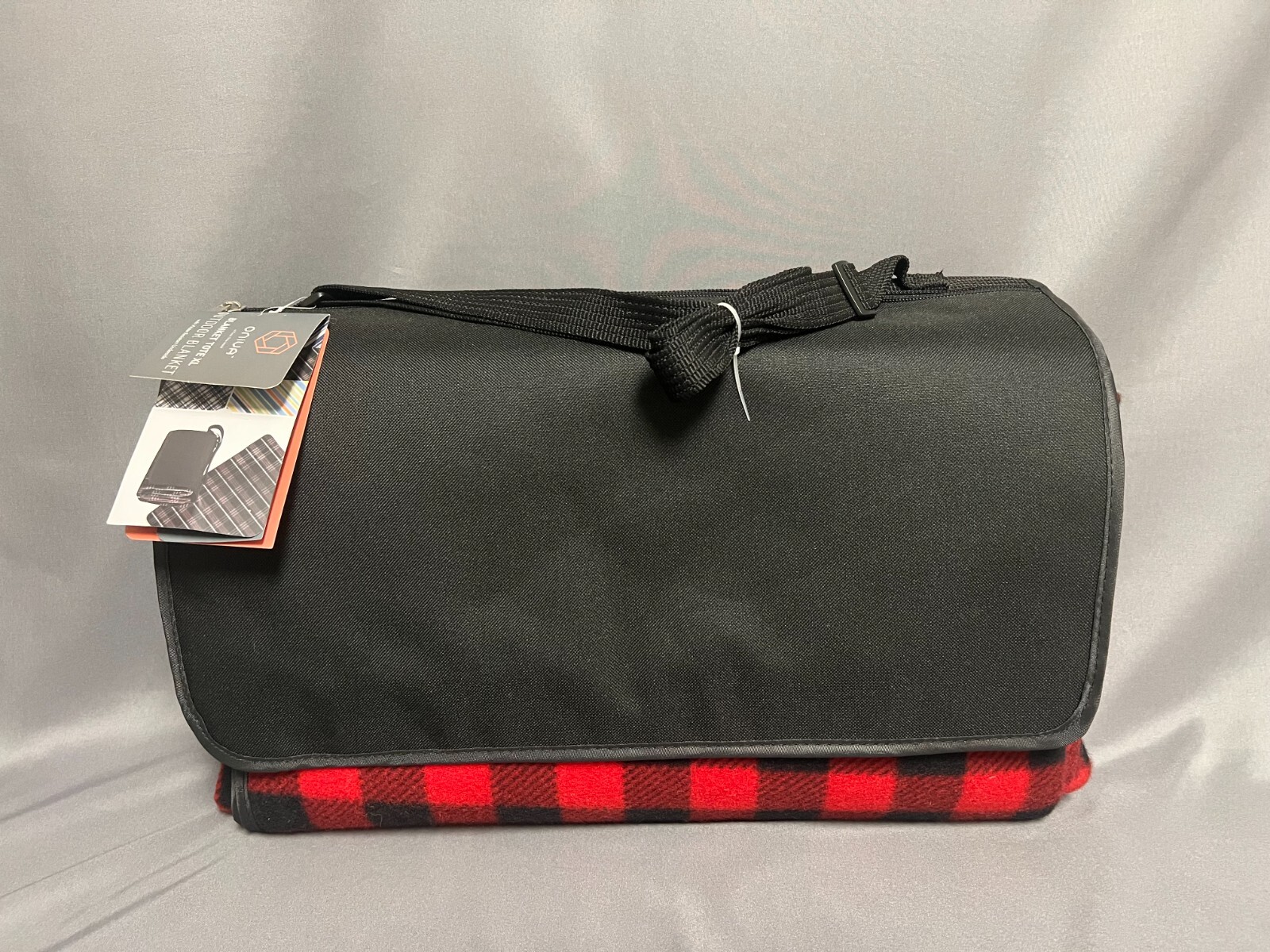 ONIVA Blanket Tote XL Outdoor Picnic Blanket - Beach Red ONIVA Blanket Tote XL Outdoor Picnic Blanket - Beach Red