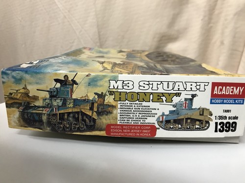 New- Open Box- 1/35 BRITISH M3 STUART' 'HONEY' #13270 ACADEMY MODEL KITS