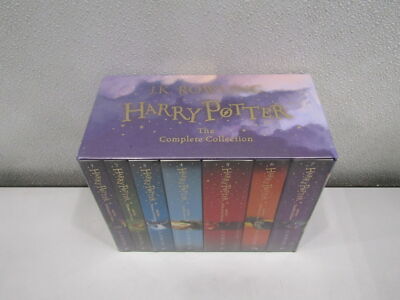 J.K. Rowling Harry Potter The Complete Collection Box Set, Paperback