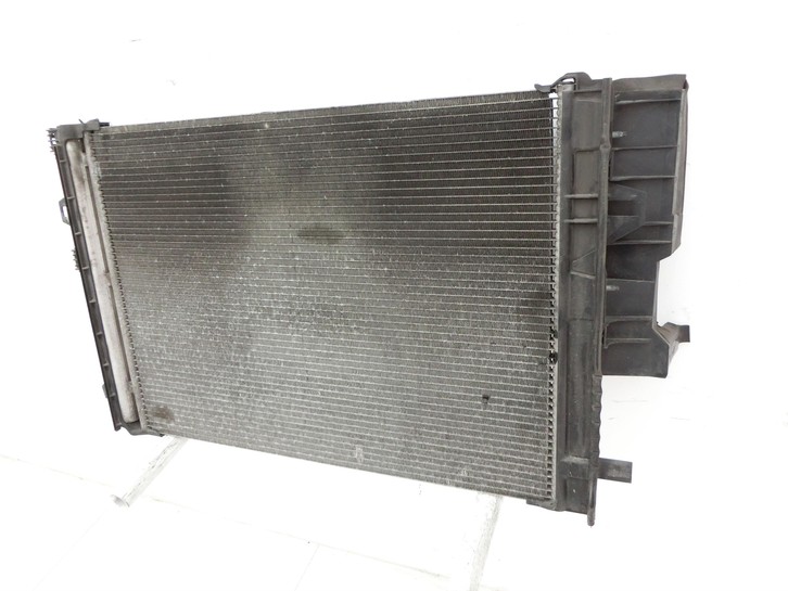 Mercedes W176 A180 12-15 Kondensator Klimakühler AC Mercedes W176 A180 12-15 31.10.2013 A2465000054 gebraucht Vorschau 3