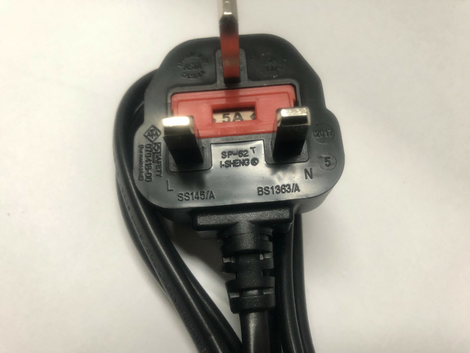~* Sony OEM UK PlayStation 4 Pro Power Cable ~ UK Plug