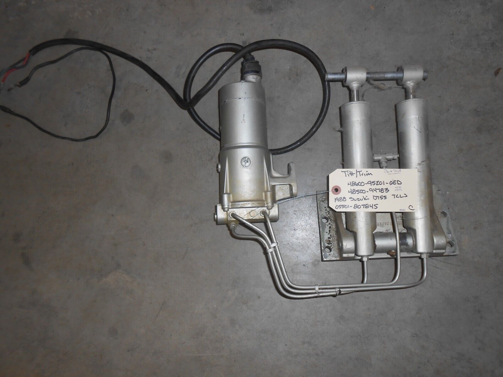48600-95201-0ED, 48500-94783-0ED Suzuki 1988 DT55 Tilt and 48600-95201-0ED, 48500-94783-0ED Suzuki 1988 DT55 Tilt and