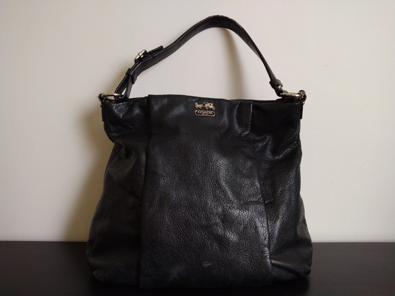 COACH 2WAY Shoulder Bag Shoulder Leather Gold Hardware Black COACH 2WAY Shoulder Bag Shoulder Leather Gold Hardware Black