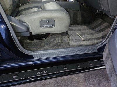 image 6 of interior
