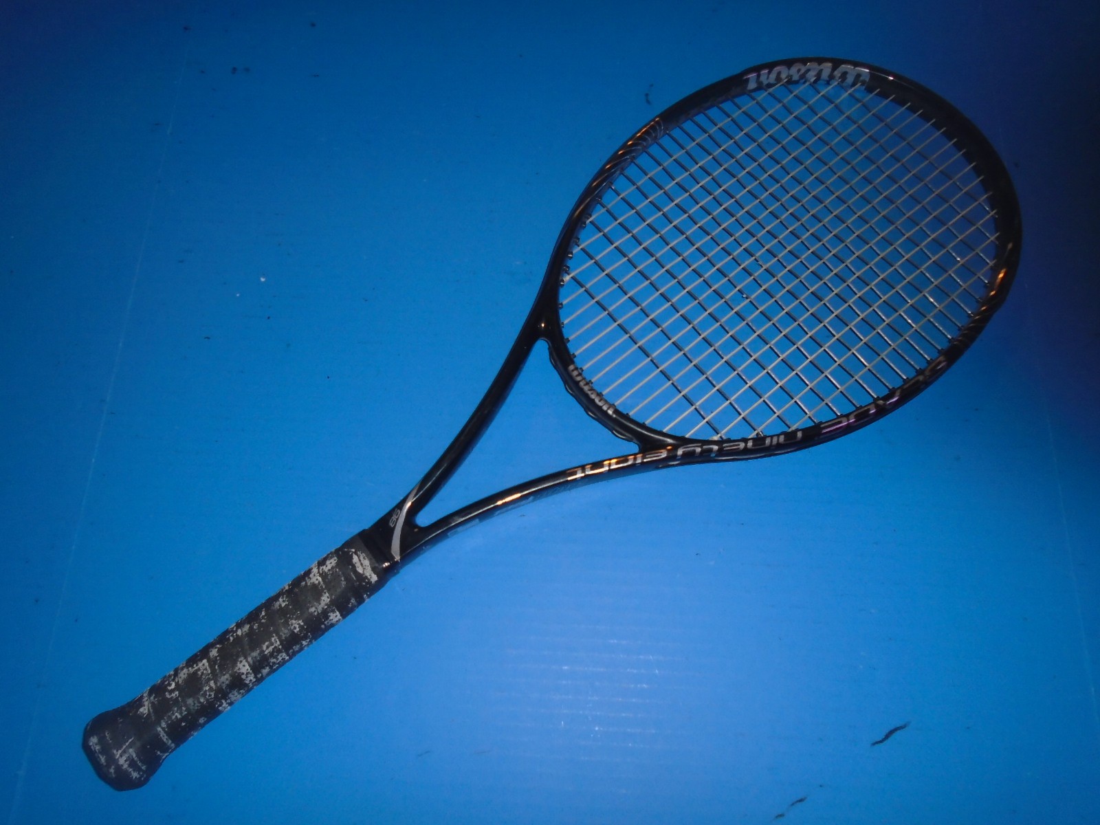 Wilson BLX Blade 98 Amplifeel. 18x20. 4 3/8. 11.2 oz. Fed