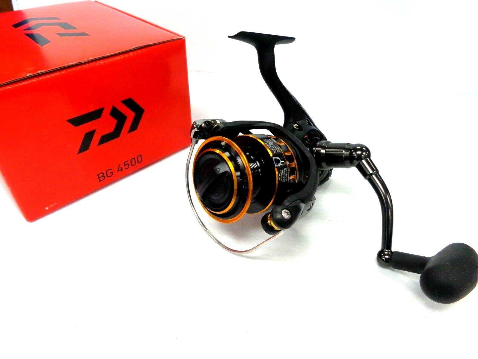 DAIWA - 【DAIWA】BG4500H Daiwa BG 4500 Black and Gold Saltwater Spinning Reel BG4500