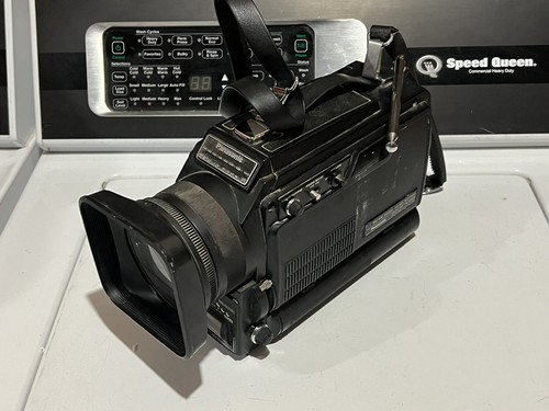 A*#様 当時物Panasonic TV-8 3Dヘッドユニット付きCDチェンジ A*#様 当時物Panasonic TV-8 3Dヘッドユニット付きCDチェンジ