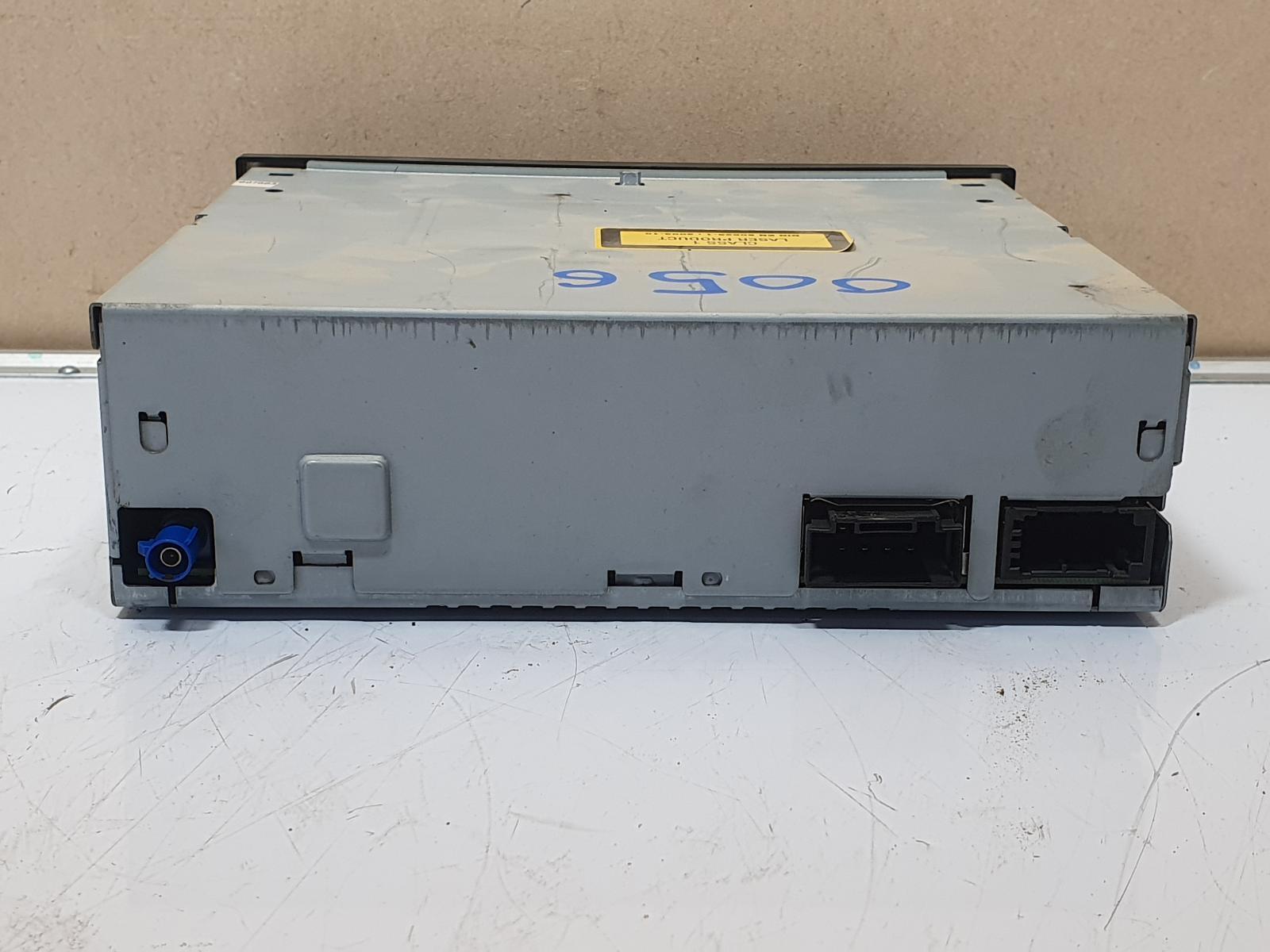 2009 Audi A4 STEREO NAVIGATION DRIVE (LOCATED IN BOOT) B8 8K 02/08-09/15 image 4