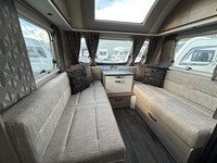 Swift Challenger Exclusive 580 2025