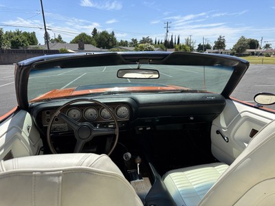 image 3 of interior