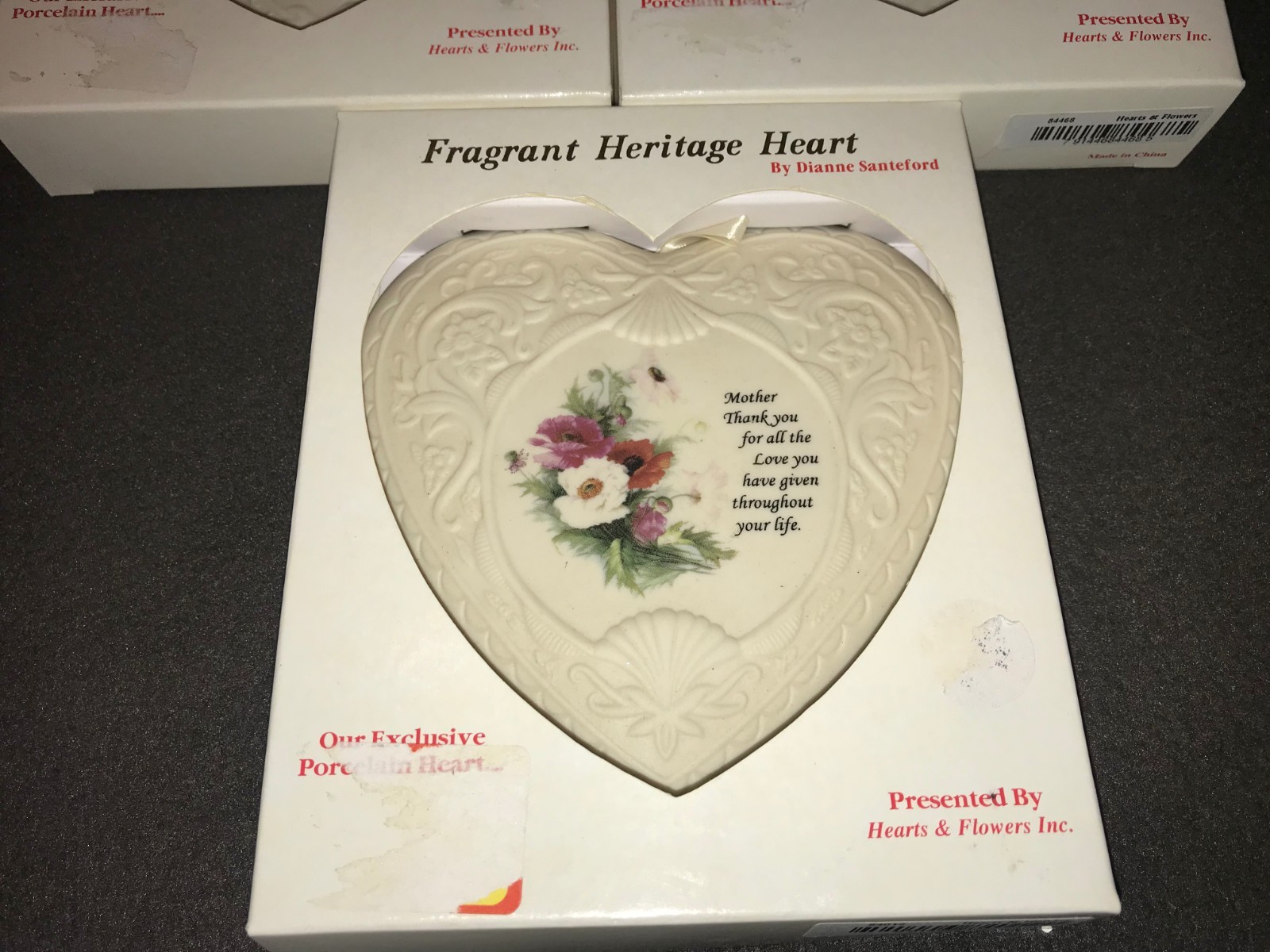 LOT OF (3) PORCELAIN FRAGRANT HERITAGE HEARTS BY DIANNE SANTEFORD 5X5 - 1995
