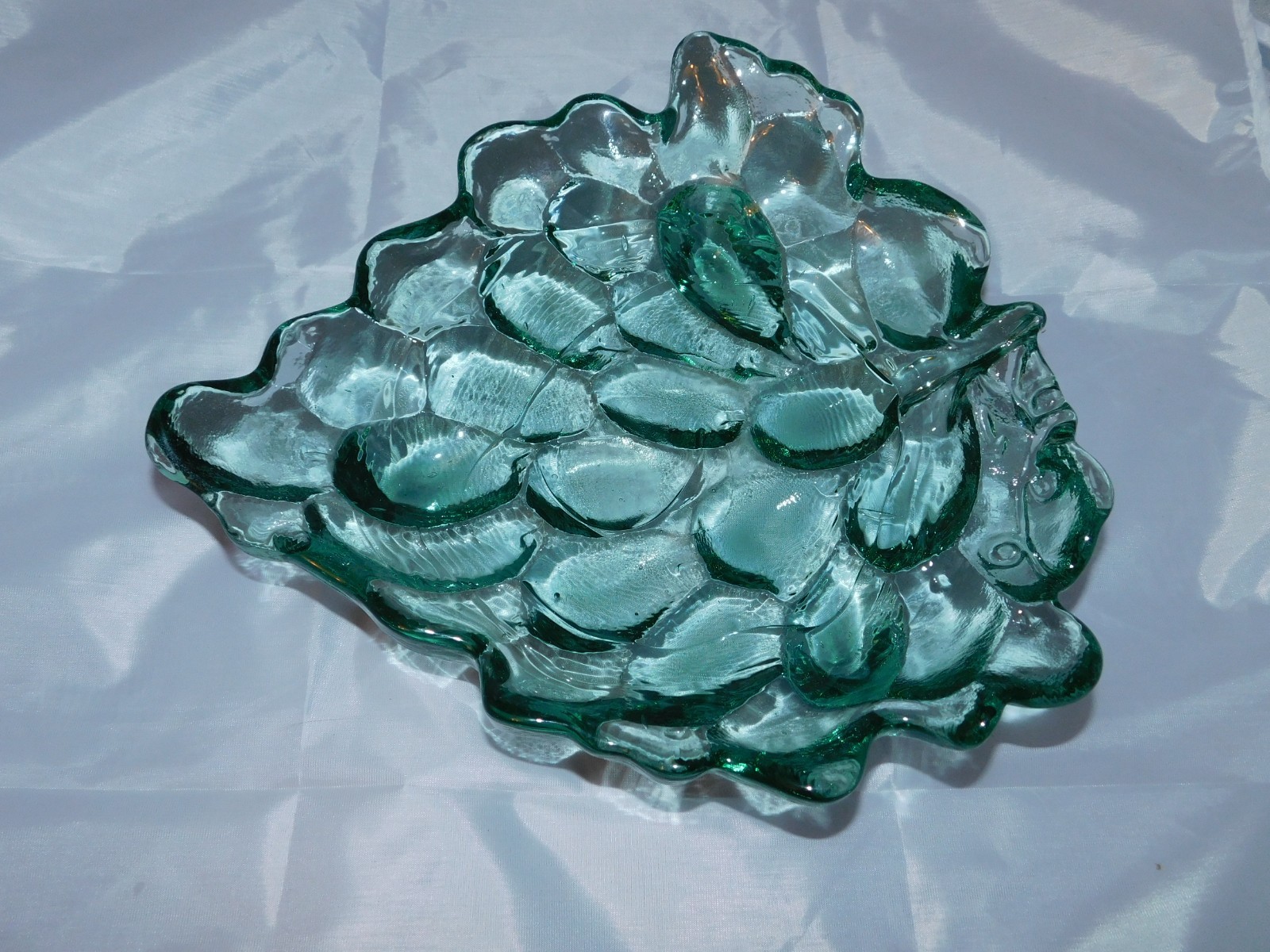Vintage Grape Shaped Pattern Green  Art Glass Candy Nut Trinket Footed Dish