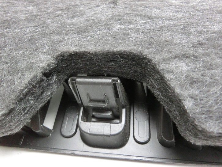 Opel Adam M13 12-19 Deckel für Kofferraum Seitenverkleidung Rechts Opel Adam M13 12-19 04.10.2013 gebraucht Vorschau 5