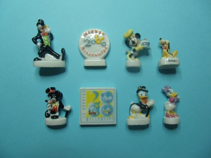 Dvo6 Serie Complete De Feves Mickey Millenium -Disney