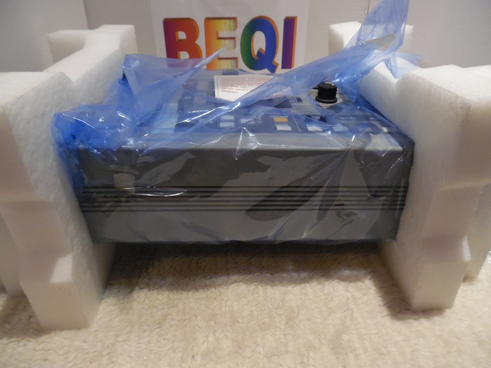 GRAPHTEC  Corporation WR7400 Thermal Arraycorder Portable 2 Channel Recorder New