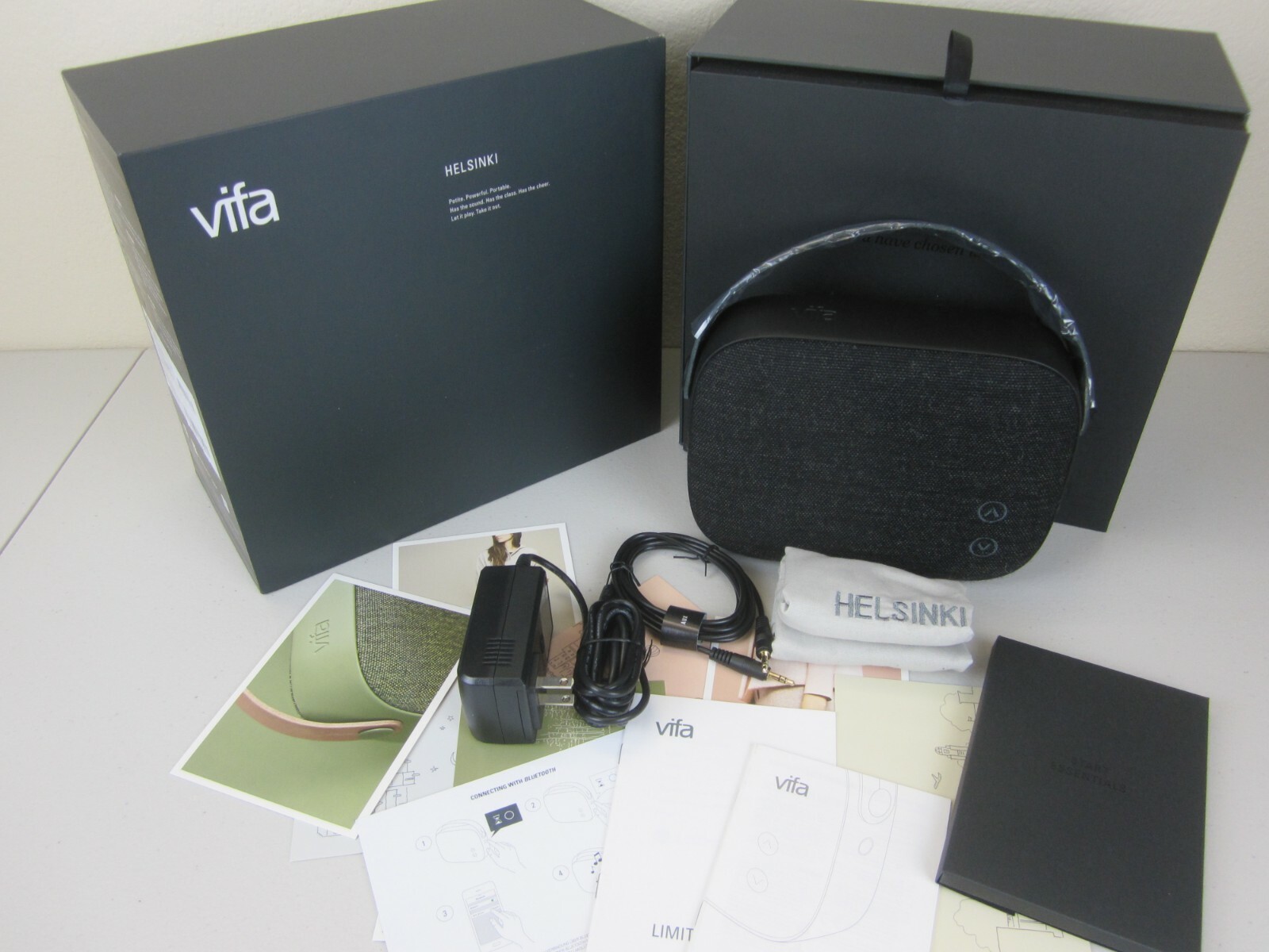 Vifa Helsinki Hi-Resolution Wireless Speaker - Slate Black