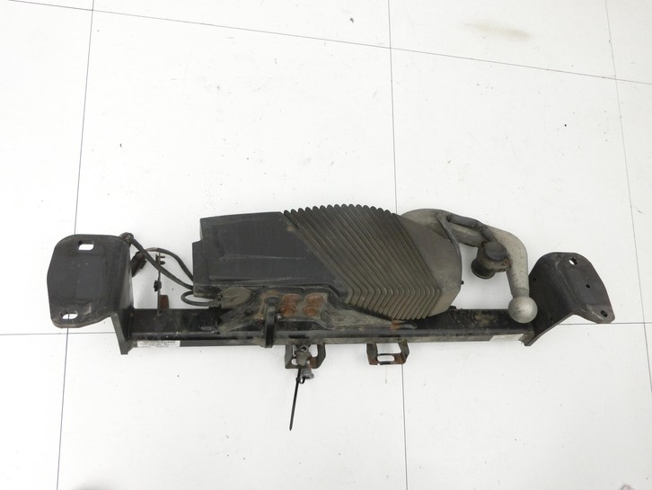 BMW F31 320d 11-15 Kombi Anhängerkupplung AHK Elektr. Schwenkbar Orig. Westfalia BMW F31 320d 11-15 27.03.2015... Vorschau 6