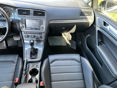 image 17 of interior