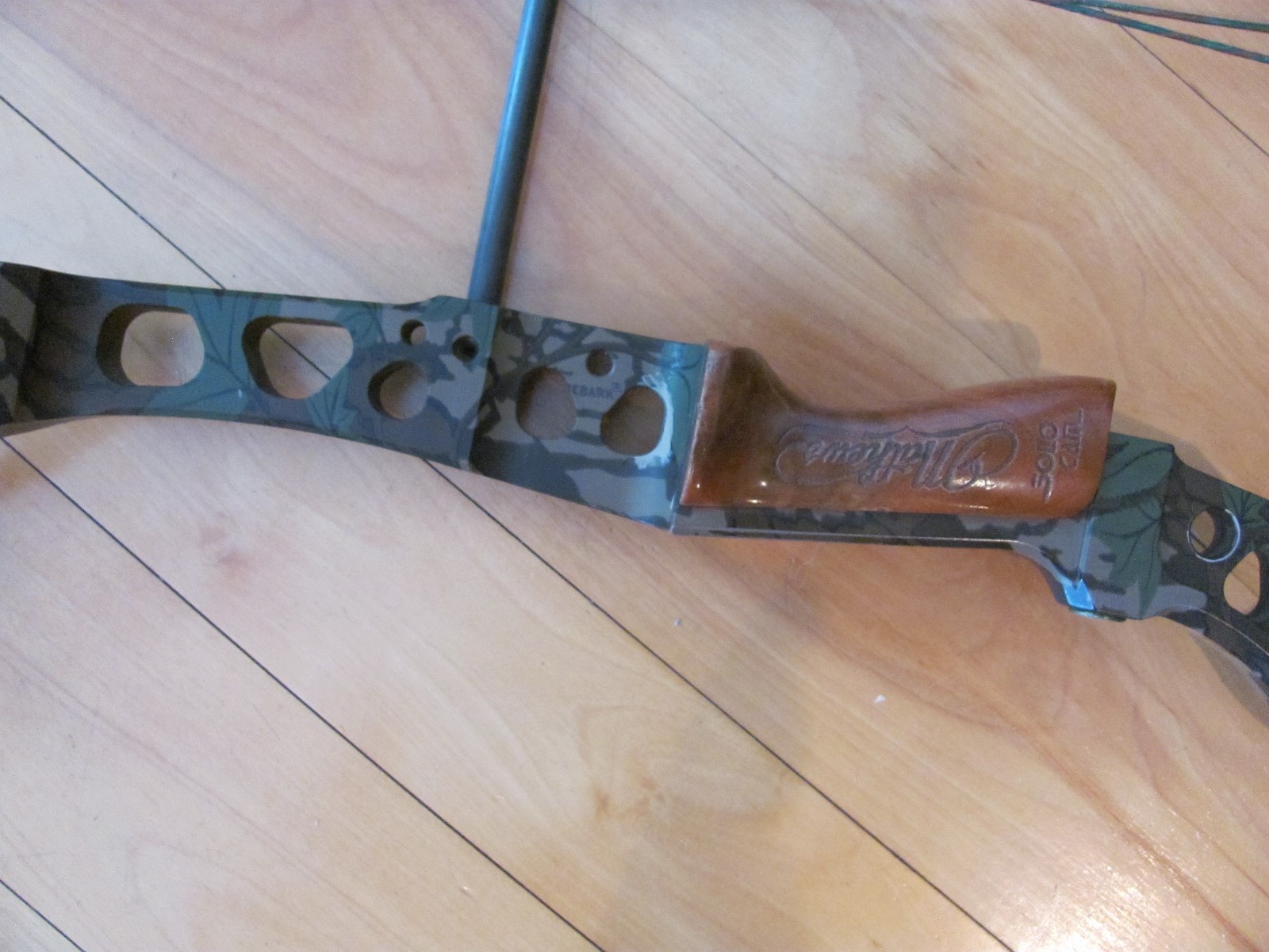 MATHEWS MQ1 SOLOCAM BOW COMPOUND 28 1/2 INCH RH DRAW 55-65 WEIGHT ADJUSTMENT