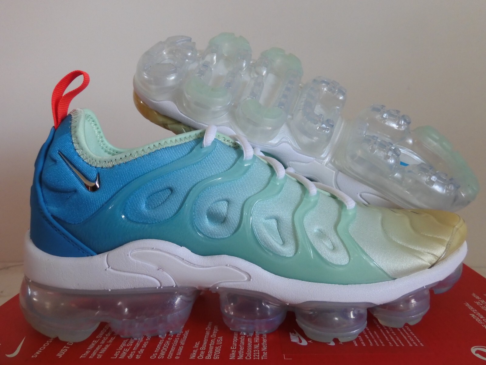 Nike Air Vapormax Plus Mint Foam-Metallic Silver Womens Sz