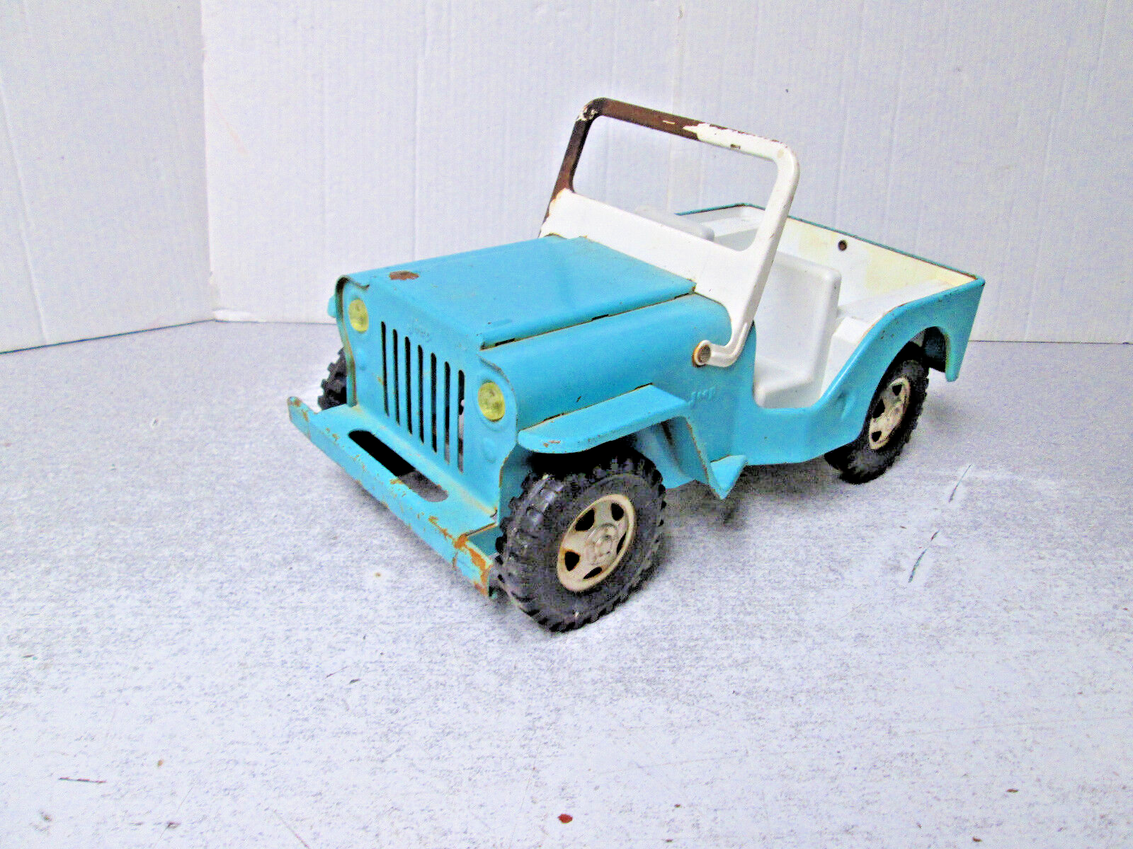 S@LE 1967 VINTAGE TURQUOISE TONKA 62-69 JEEP COMPLETE NICE