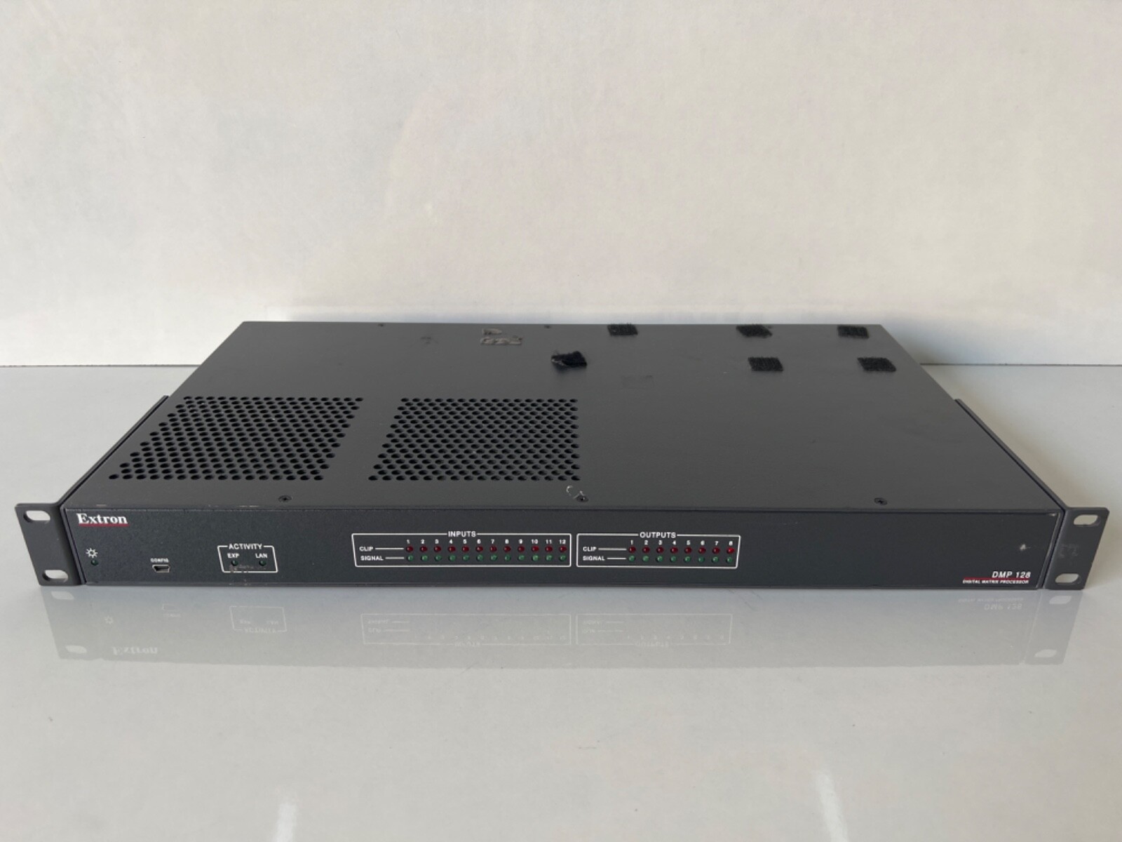 美品】Extron DMP 128 Plus CV マトリックスプロセッサー 【公式通販】