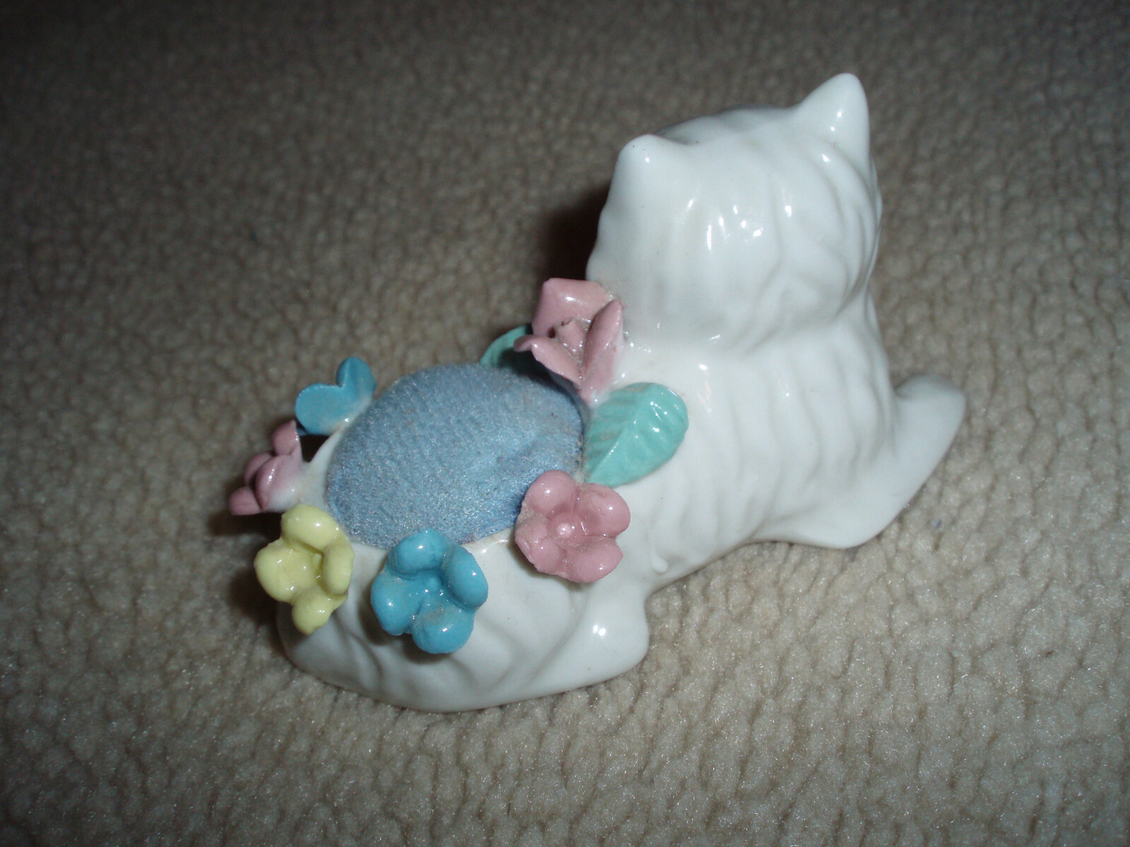 Vintage Porcelain Kitty Cat Sewing Pin Cushion White w/ Pastel Flowers Japan