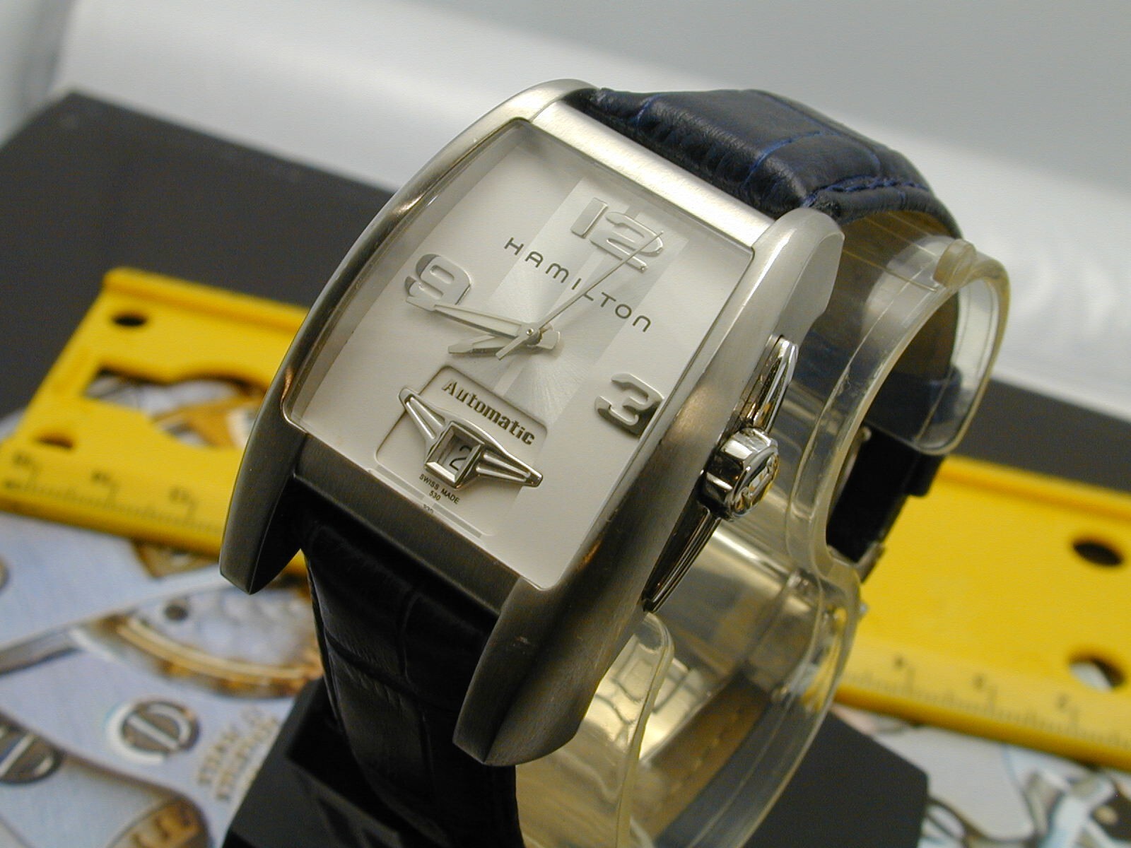 HAMILTON AUTOMATIC H335150 IN EXCELLENT CONDITION, BAND