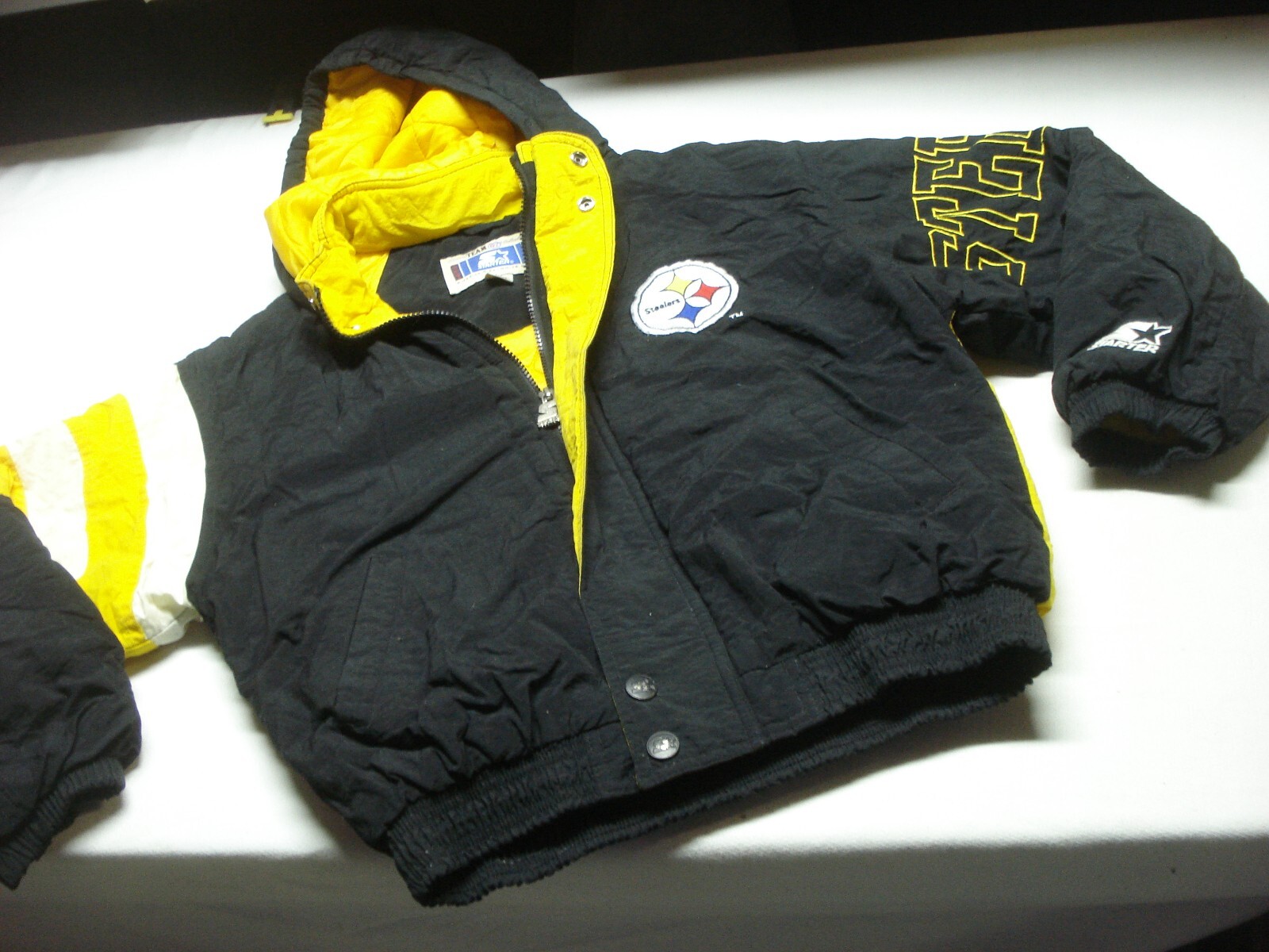 VINTAGE STARTER TEAM NFL PITTSBURGH STEELERS ZIP UP WINTER