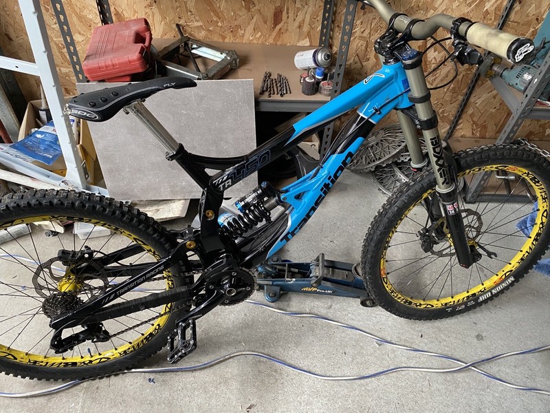 downhill mountain bike gumtree