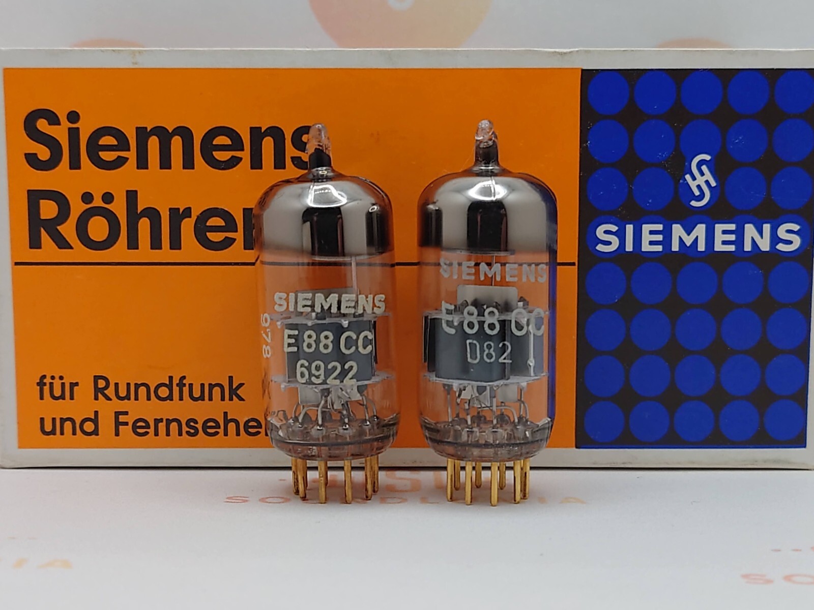 Siemens E88CC Silver Shields 真空管 2個セット Platinum Low-Noise CCa Siemens Silver Shield 