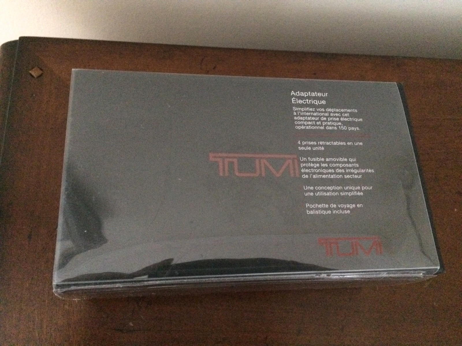 Tumi Universal Travel Adapter 014385D Black Ballistic Case 150 Countries $50 NIB