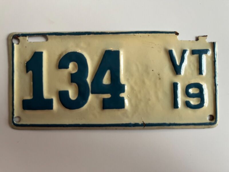 1919 Vermont Motorcycle License Plate REPAINT Rare - See all photos
