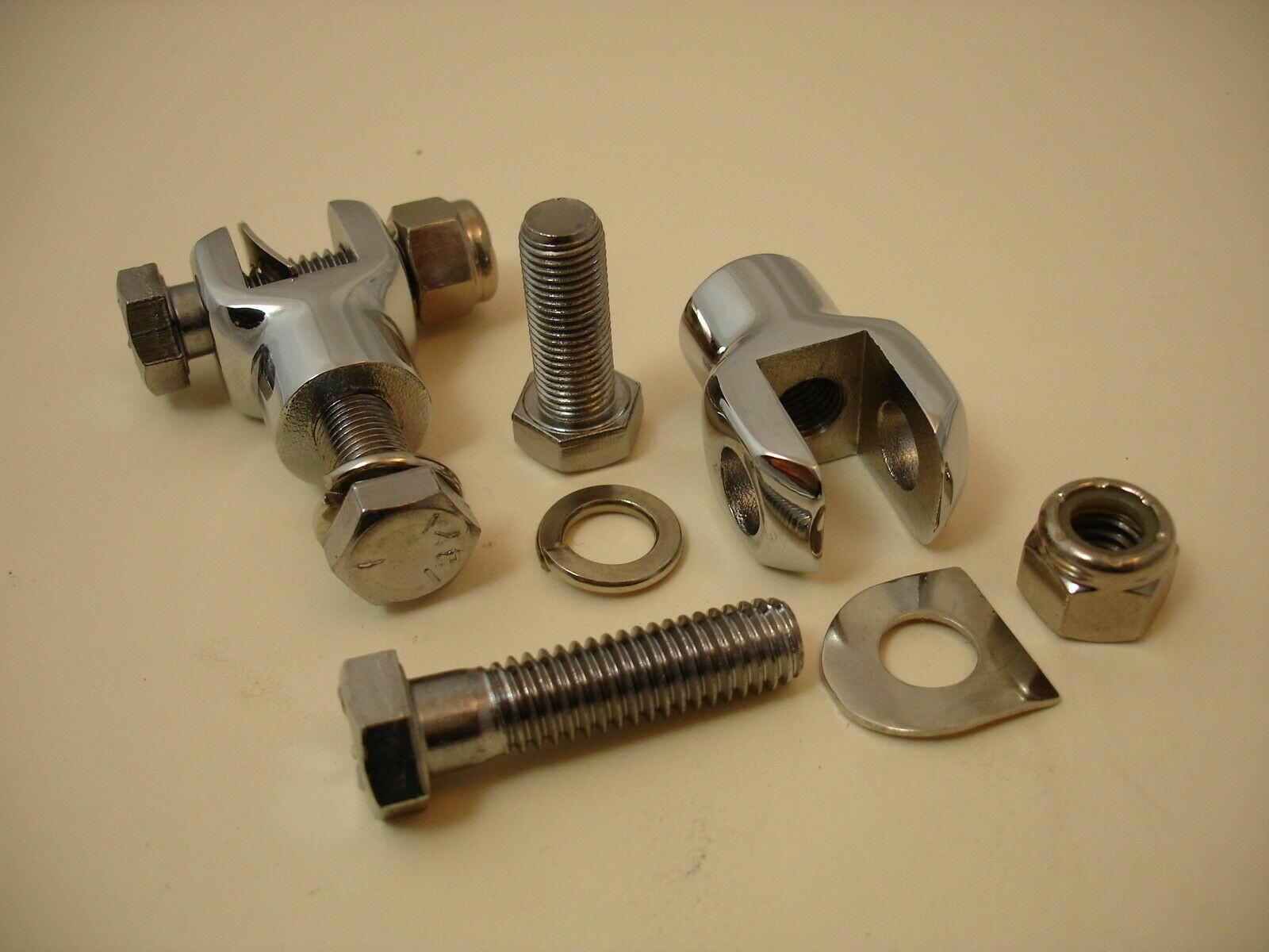 2セット MOUNT SET FOOTPEG HARLEY PASSENGER HIGHWAY MALE PEG 3/8
