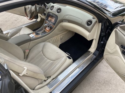 image 4 of interior