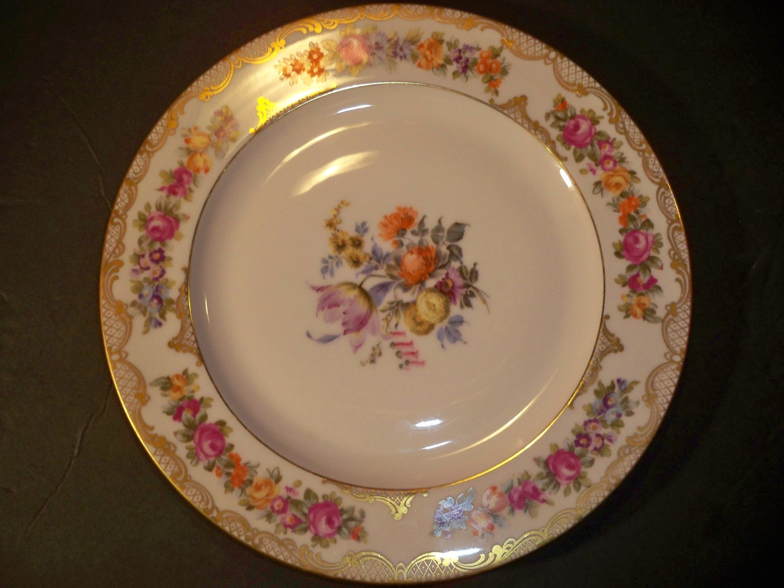 3 ROYAL BAYREUTH ROB41 DINNER PLATES FLORAL WITH GOLDTONE ACCENTS 9 7/8