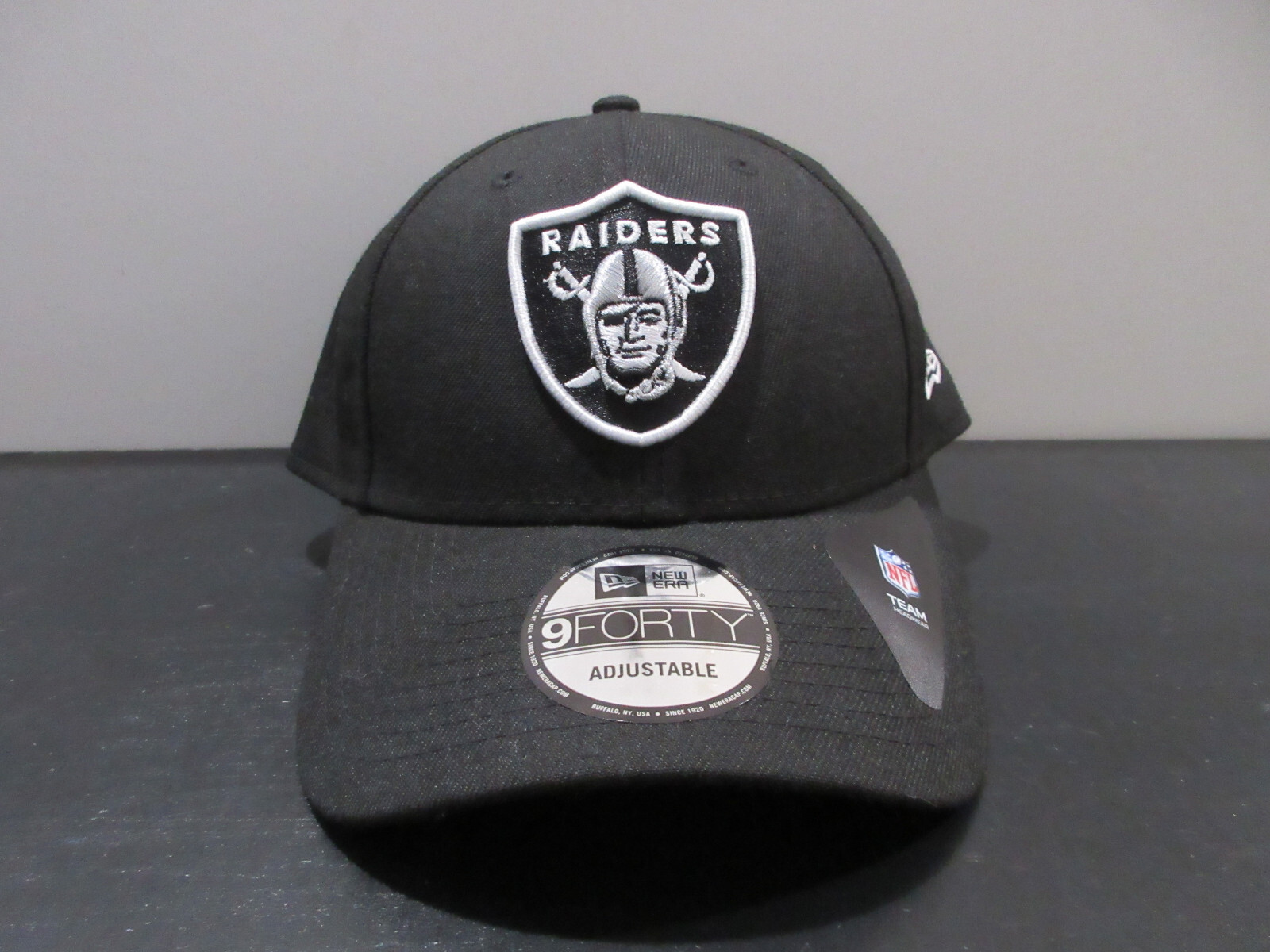 Oakland Raiders Hat Cap Snap Back Black Gray NFL Football