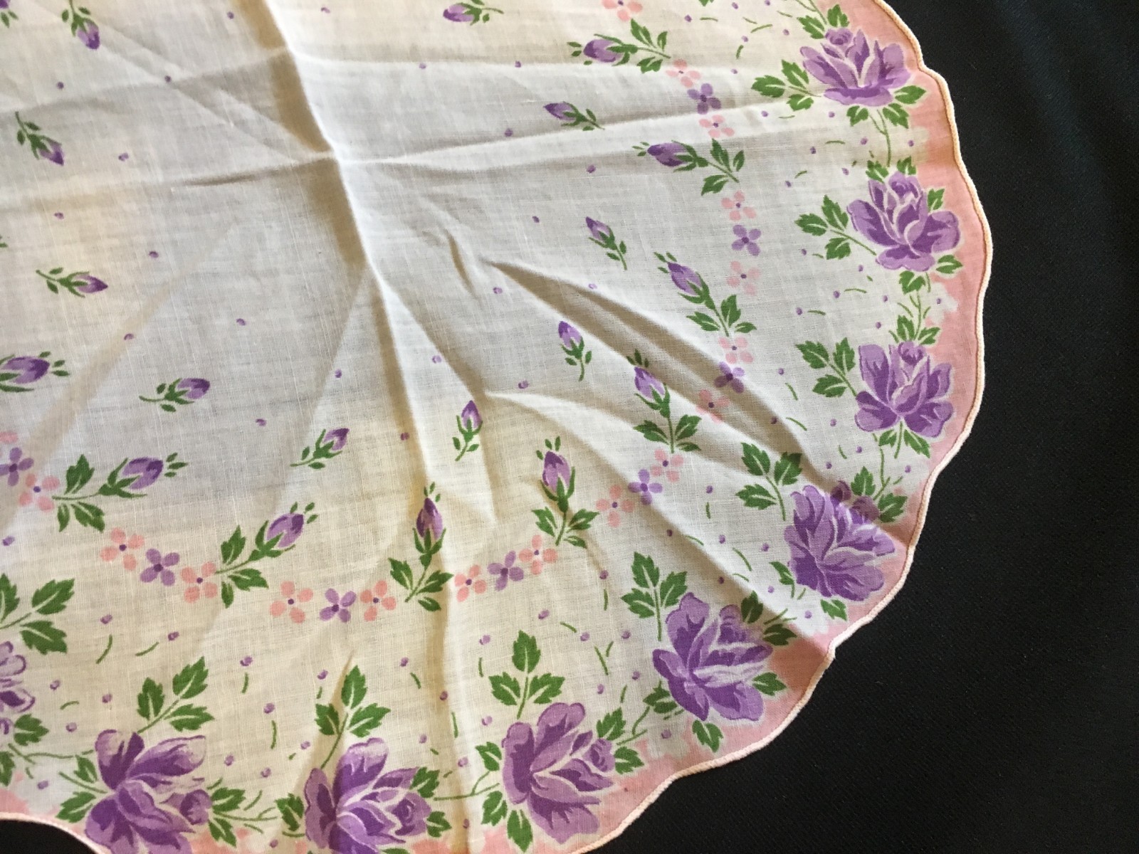 Vtg Round Handkerchief Floral Pink Purple 13