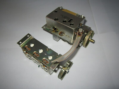 Pioneer SX-9000   FM Front End Assy & AM Variable Capasitor   W11-028 & C64-030