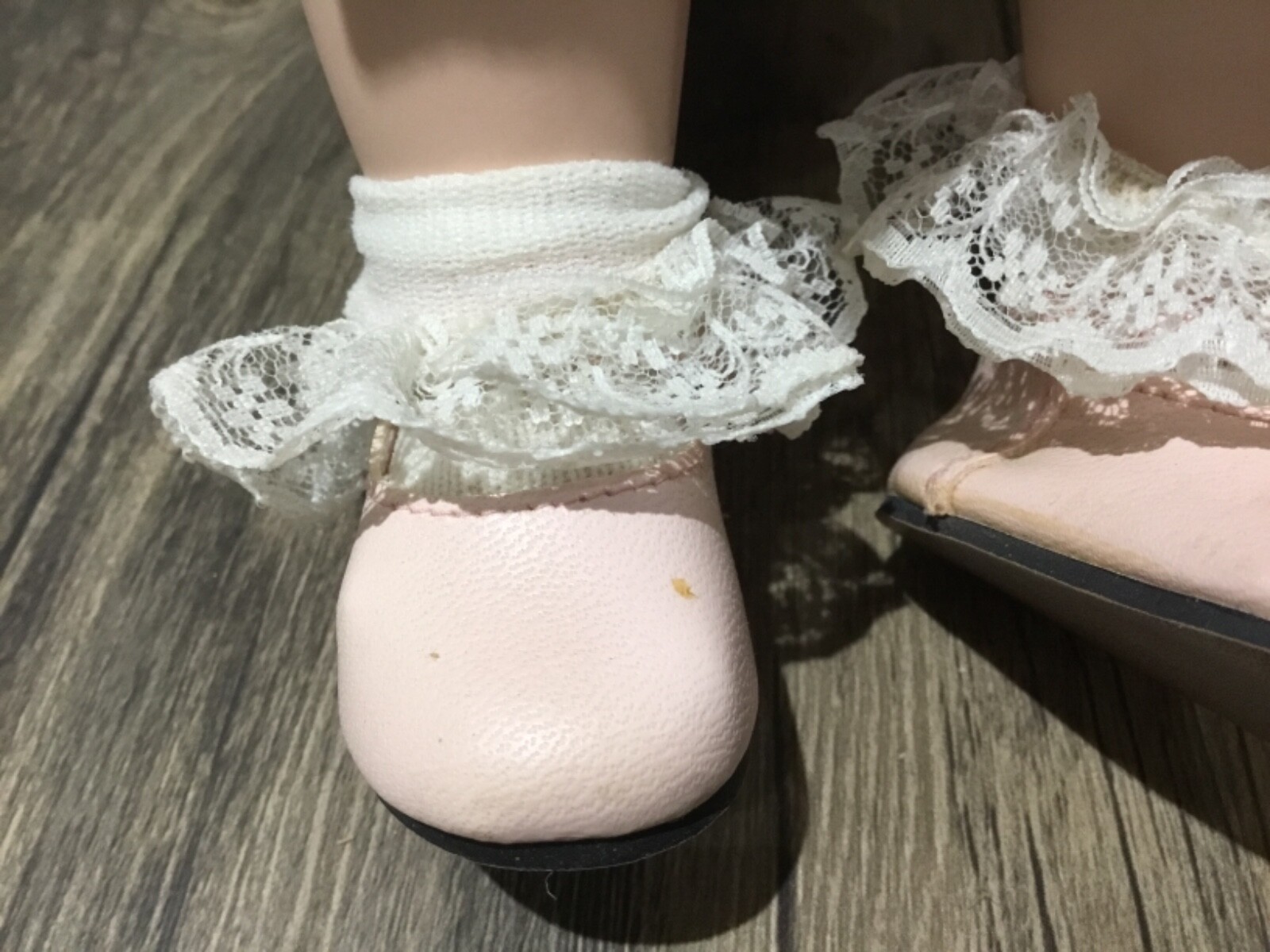 Barbara Madeja Betsy in Buttons porcelain doll Ashton Drake pink coat no hat 15