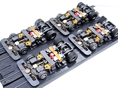 TYCO custom 4TCR wide chassis with guide pin SLOTCAR .runs on slottrack.