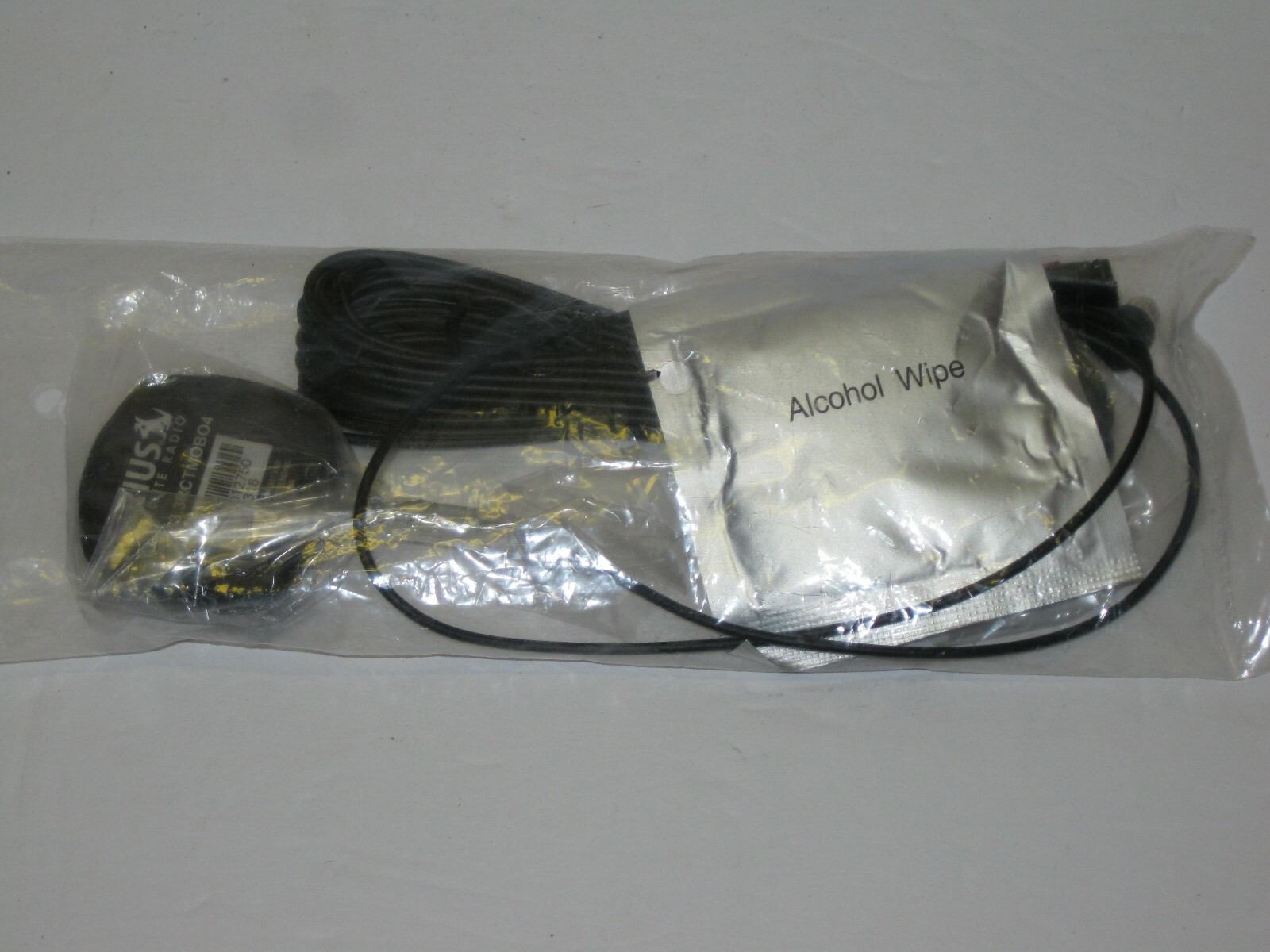 Sirius Magnetic Antenna SIR-3.3RCTMOBO4 OEM, NEW in unopened plastic