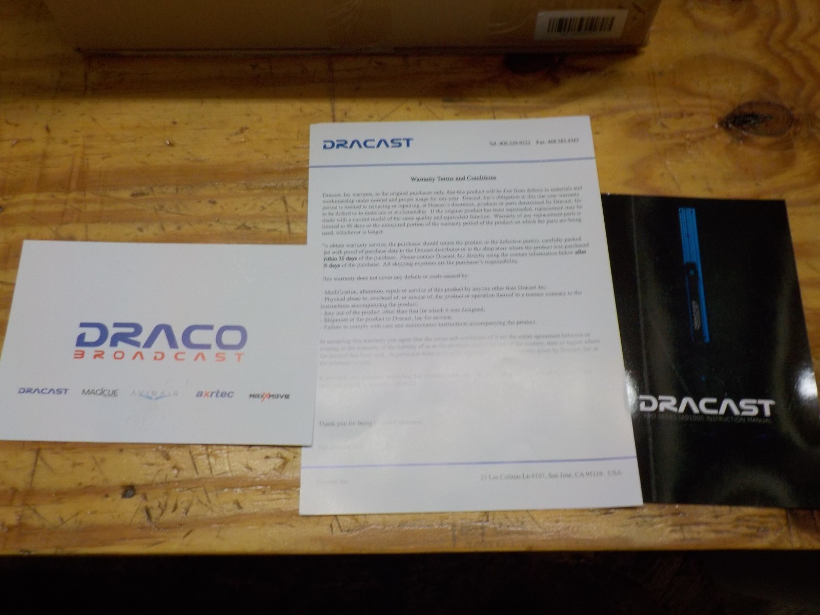 Dracast DRP-LK-2x1000-DV 2 X LED1000 Kit, Daylight with V-Mount Battery Plates