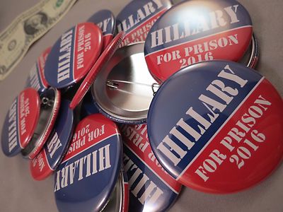 WHOLESALE LOT OF 22 HILLARY CLINTON FOR PRISON 2016 BUTTONS a TRUMP PRESIDENT US