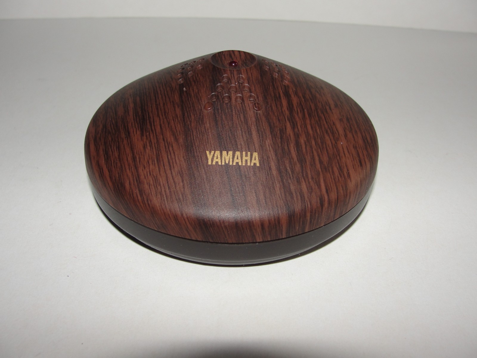 Yamaha QT-1 Electronic Metronome Adjustable Volume & Speed QT-1Br Wood Grain