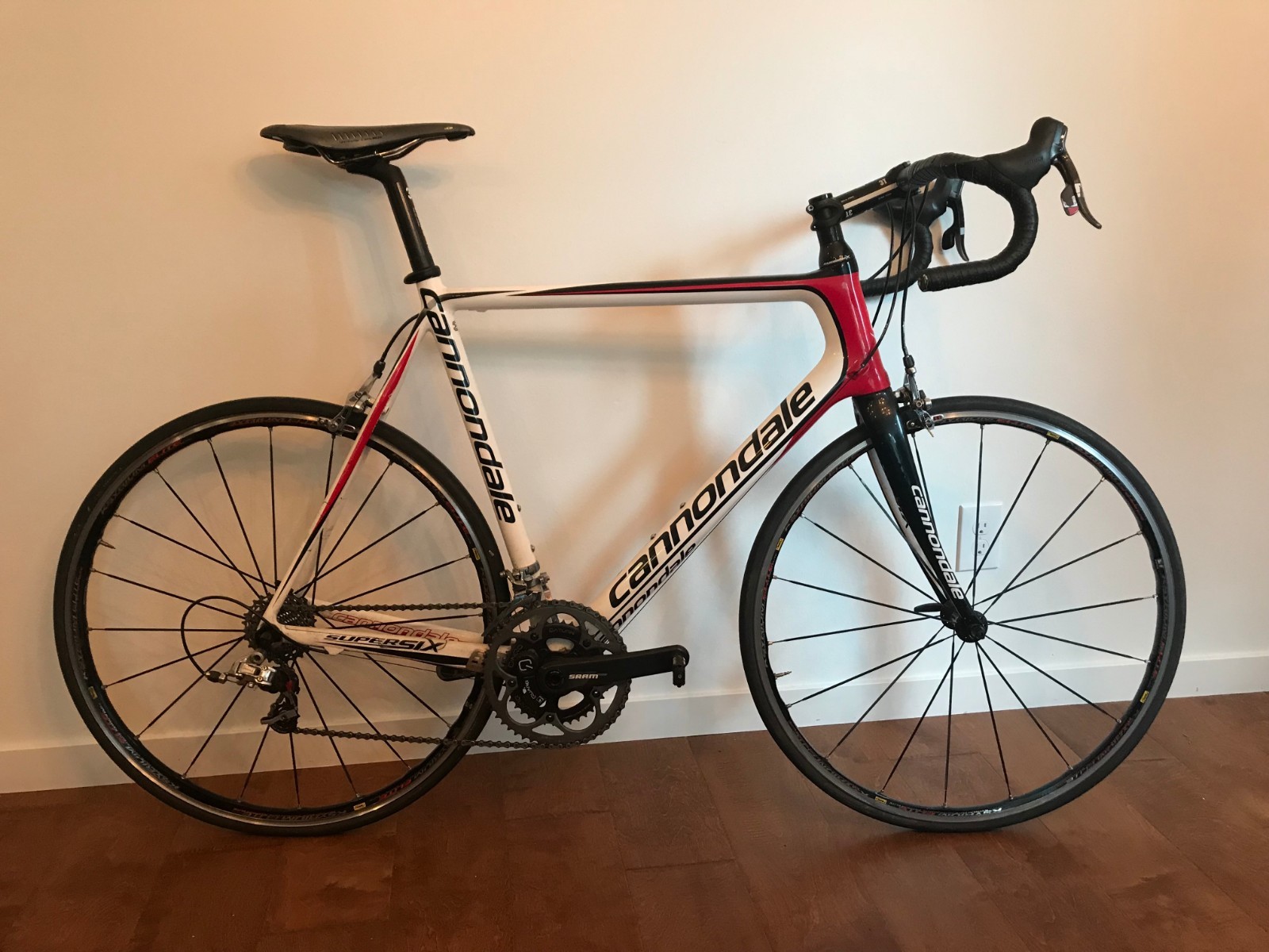 Cannondale SuperSix - SRAM Red - Mavic - 3T - 10 speed - Quarq Powermeter - 60cm