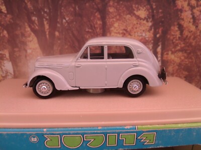 1/43 Eligor (France)  1938 Renault 4