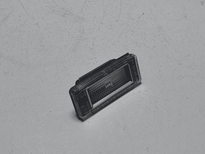 Used 2020-2025 Nissan Sentra Rear Right or Left Side License Plate Light Lamp OEM